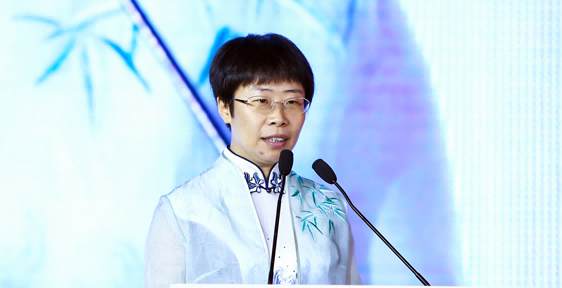 2018中國(guó)十大品牌女性蒙曼：詩(shī)有力量，女性與詩(shī)歌同在