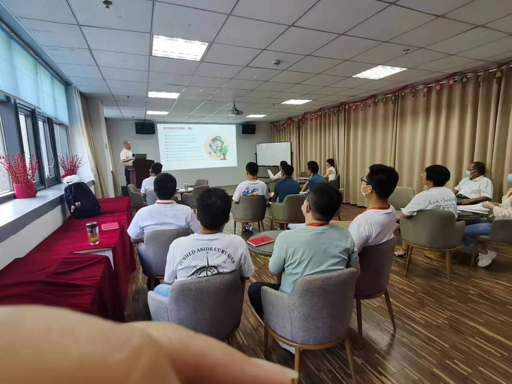 田牧:院士工作站合肥知常光電公司大客戶培訓(xùn)現(xiàn)場圖片